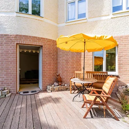 In Karlshorst Mit Terrasse Apartment