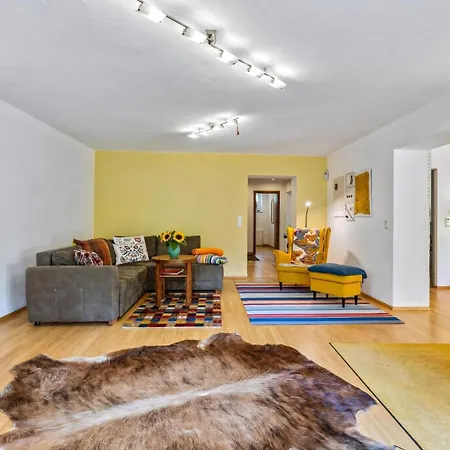 Apartment In Karlshorst Mit Terrasse *